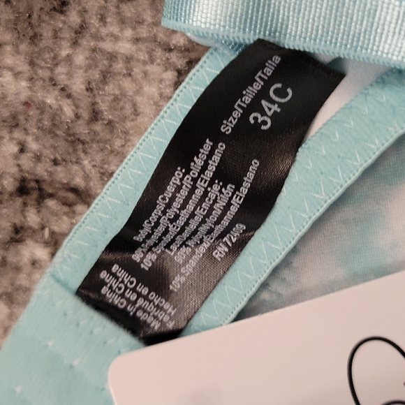 Five bras - 34 C - Picture 3 of 8